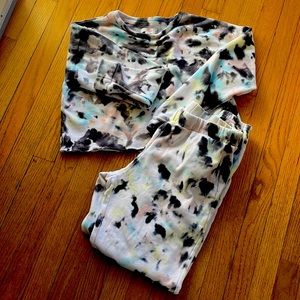 Lounge wear set joggers and crop top sweatshirt